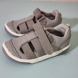 NWOT Stride rite gray sandals